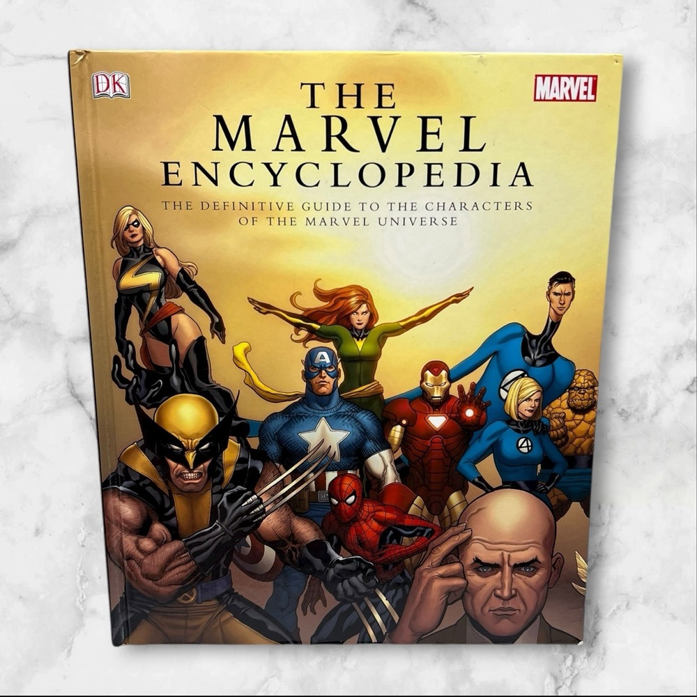 DK Marvel‎ Encyclopedia Hardcover Book 2008 Definitive Character Guide Reference